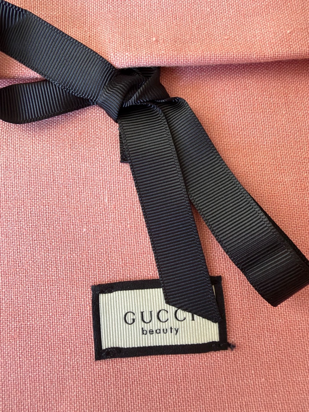 Gucci pink silk pouch - Picture 3 of 8